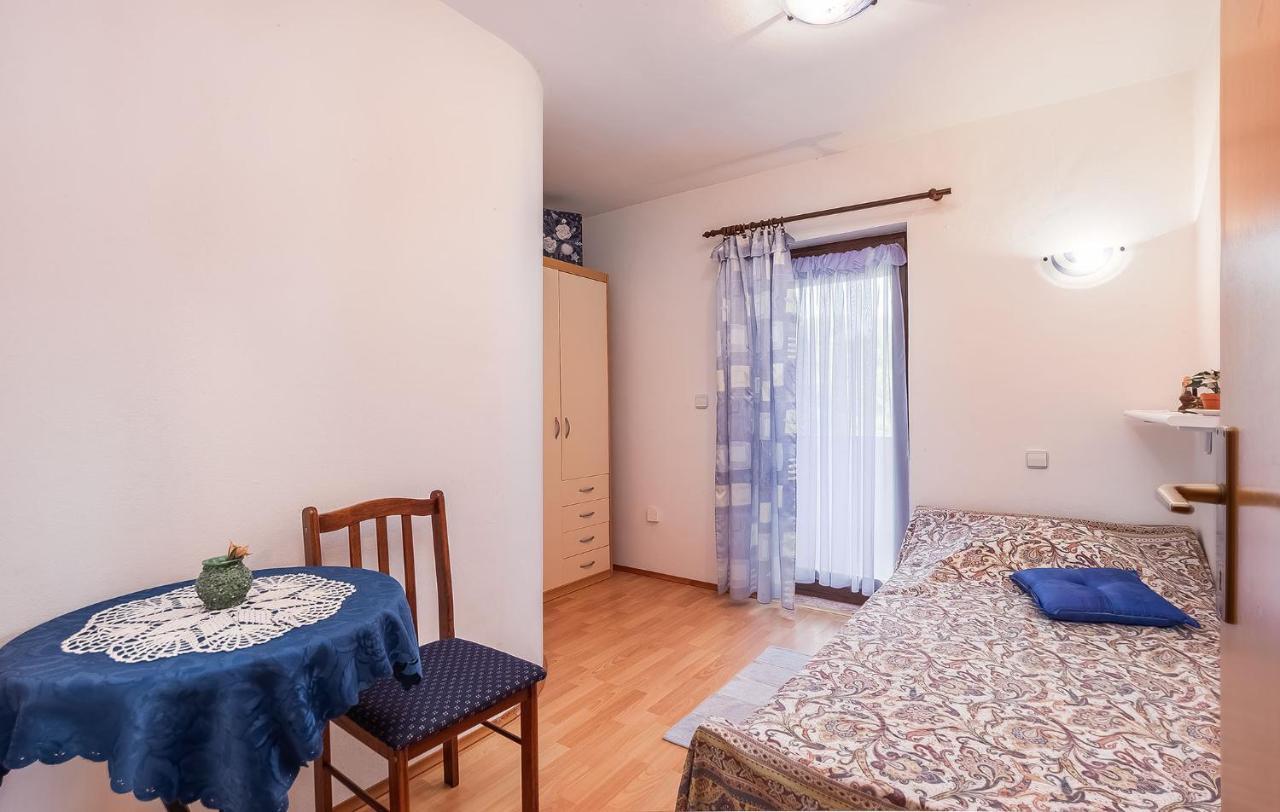 Jelena Apartment Пореч Екстериор снимка