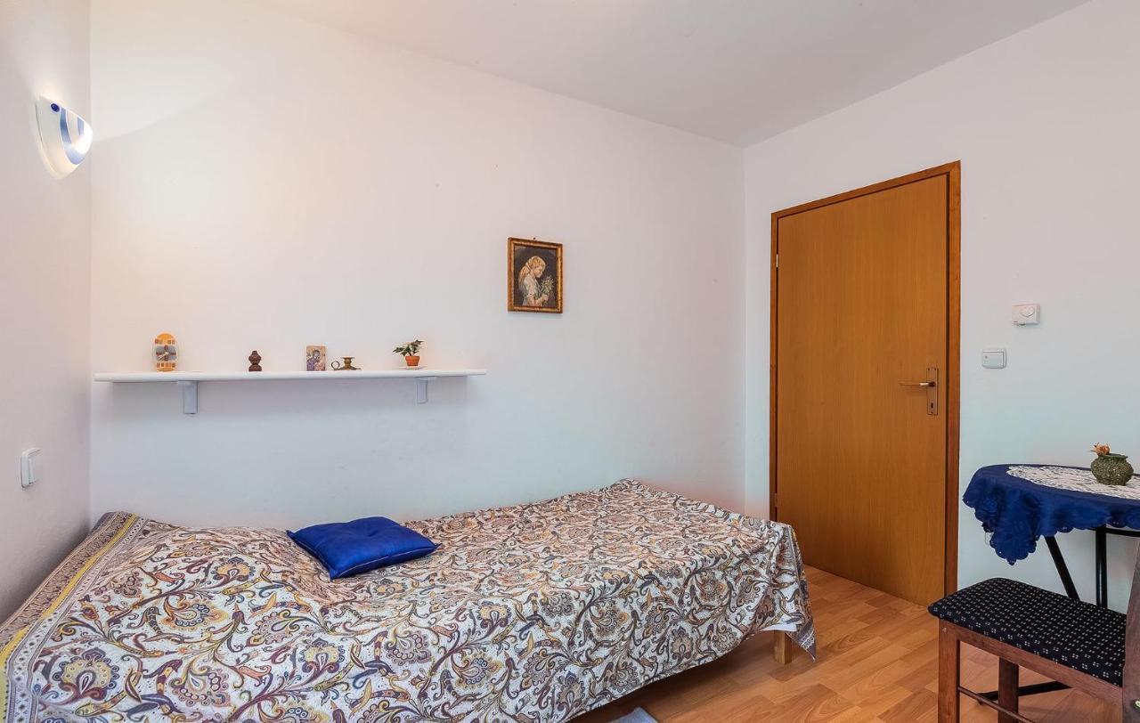 Jelena Apartment Пореч Екстериор снимка