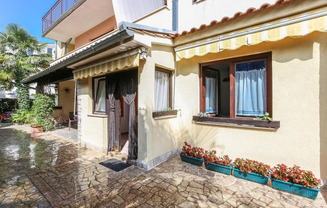 Jelena Apartment Пореч Екстериор снимка