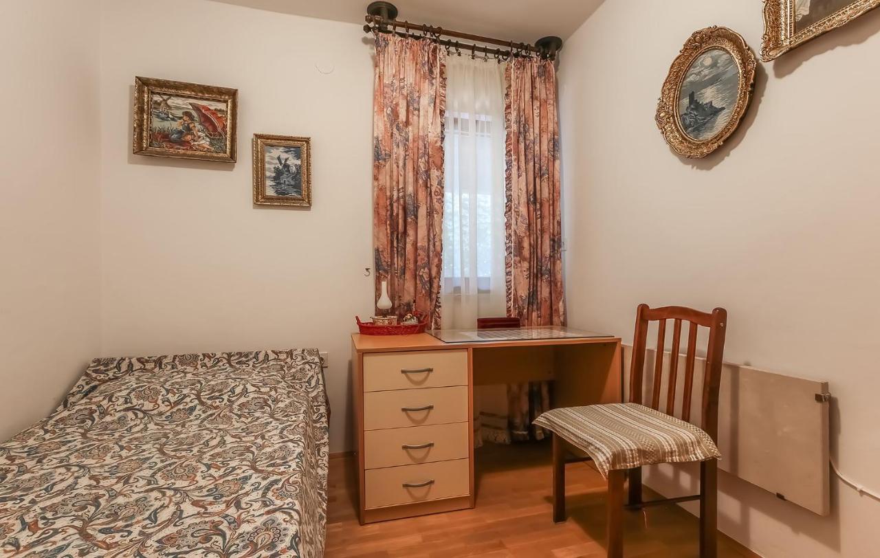 Jelena Apartment Пореч Екстериор снимка